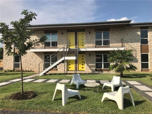 8605 Putnam Dr #202, Austin