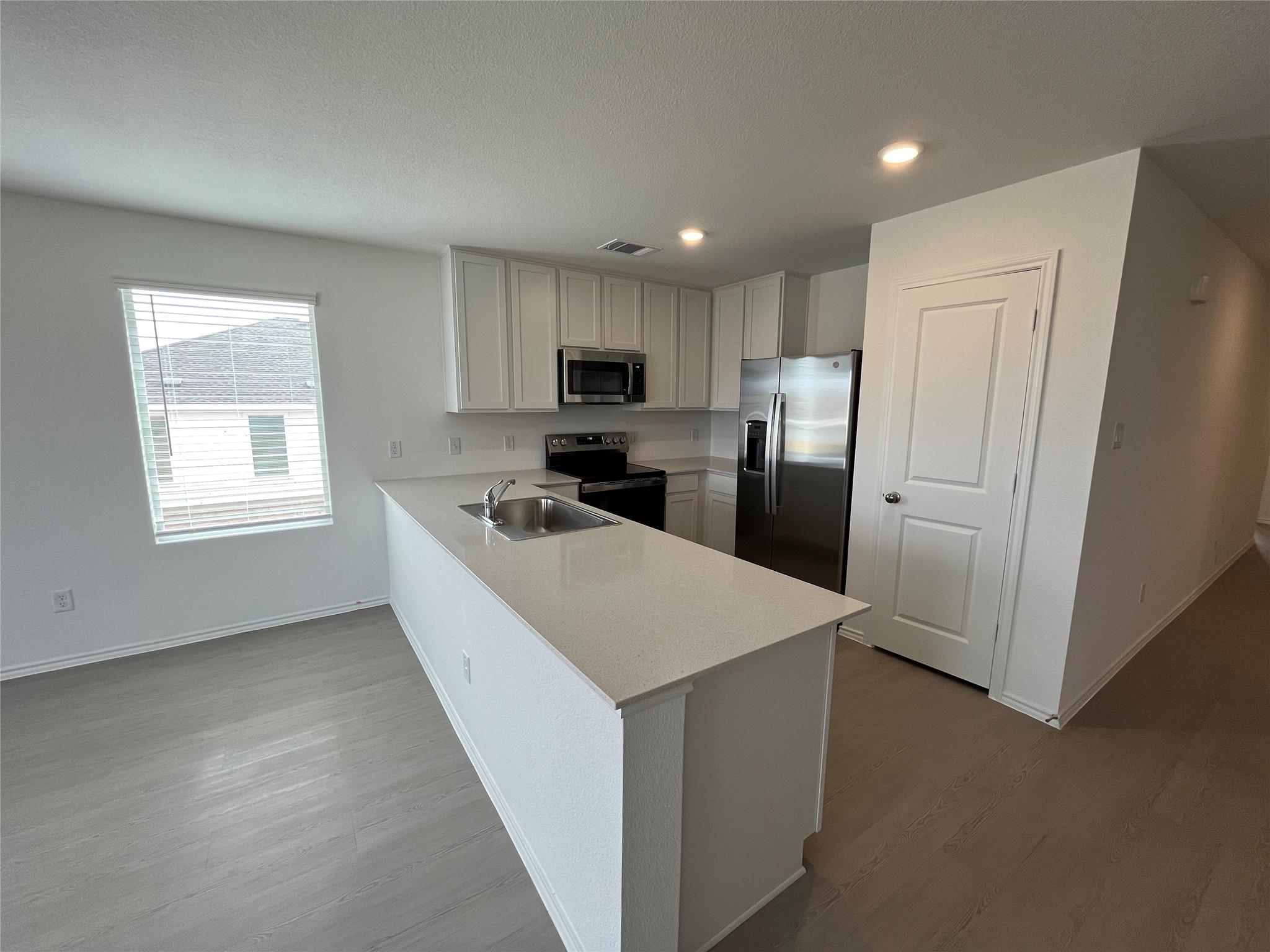 1216 Canyon Turn Dr, Troy