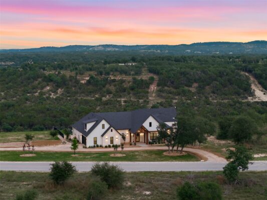 598 Lookout Mountain Rd, Johnson City