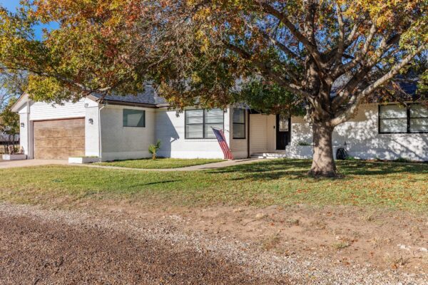 139 E Cottonwood Dr, Granite Shoals