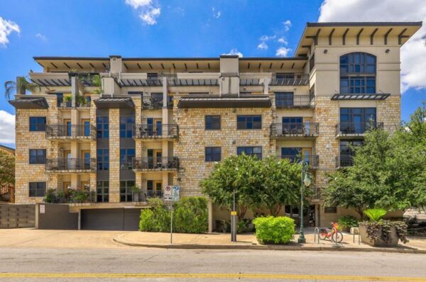 1812 West Avenue Ave #303, Austin