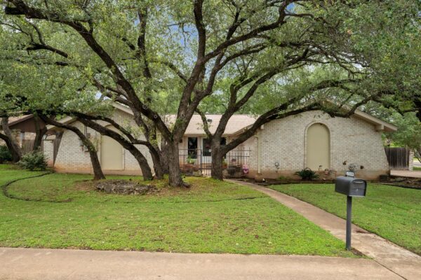 2504 Dijon Dr, Cedar Park