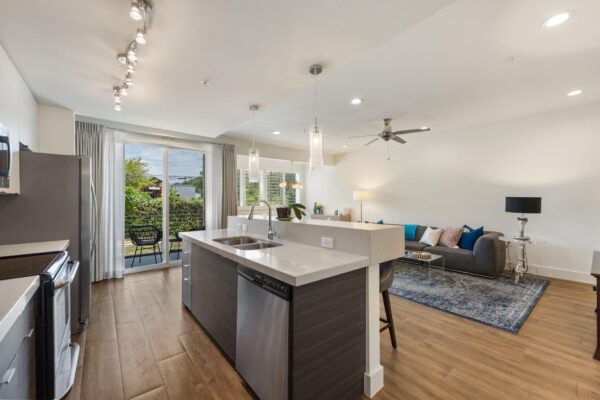 604 North Bluff Dr #144, Austin