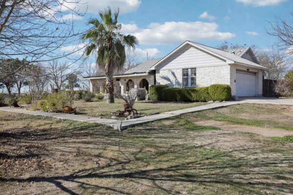2001 Goforth Rd, Kyle