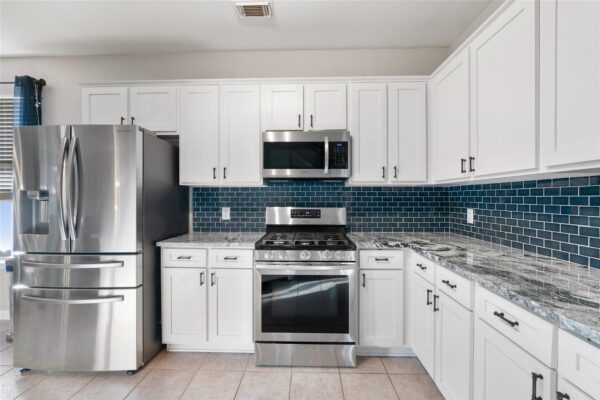 1712 Lynnville Trl, Austin