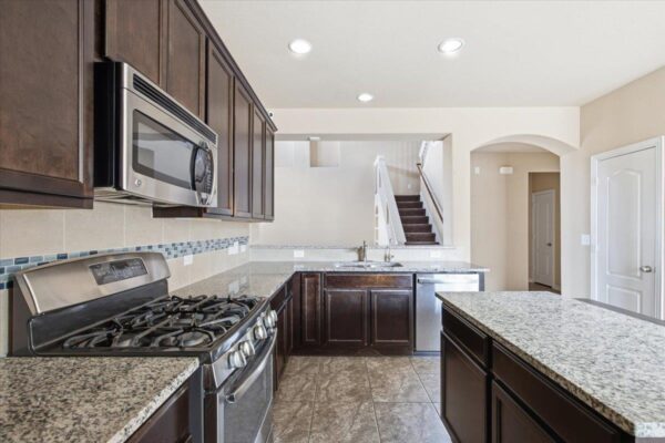 1209 Rhonda Cv, Hutto