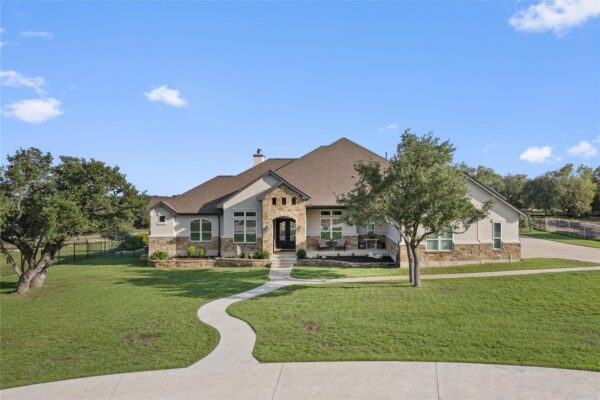 104 Highland Spring Ln, Georgetown