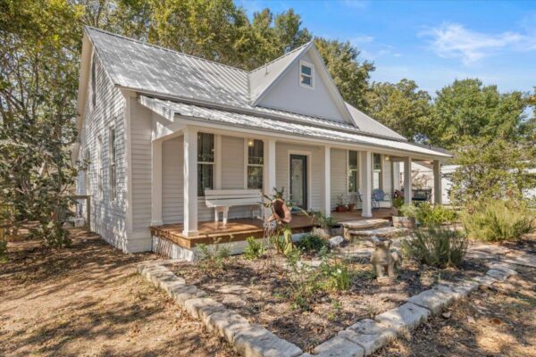 503 Wilkes St, Smithville