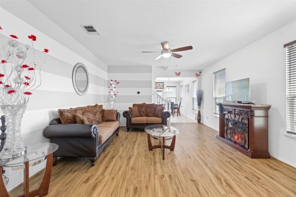 13821 Virtue St, Manor