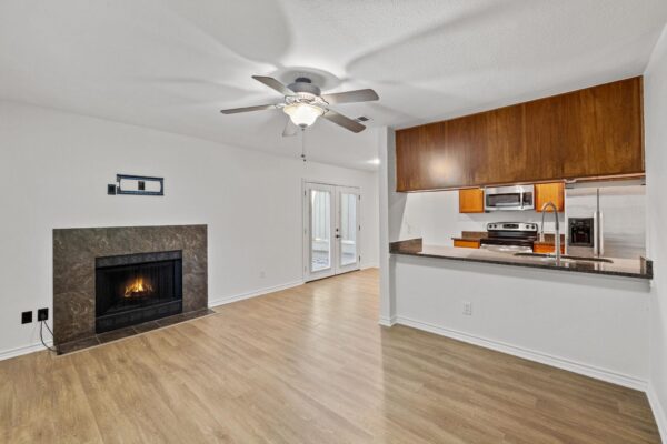 6700 Cooper Ln #19, Austin
