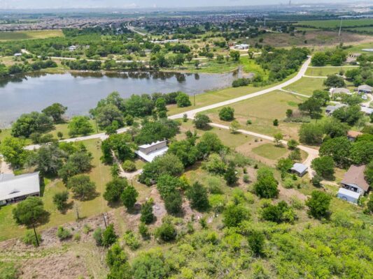 907 Horace Howard Dr, San Marcos