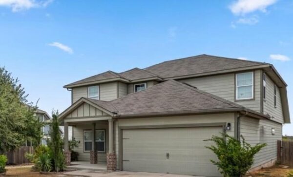 707 Liard River Rd, Hutto