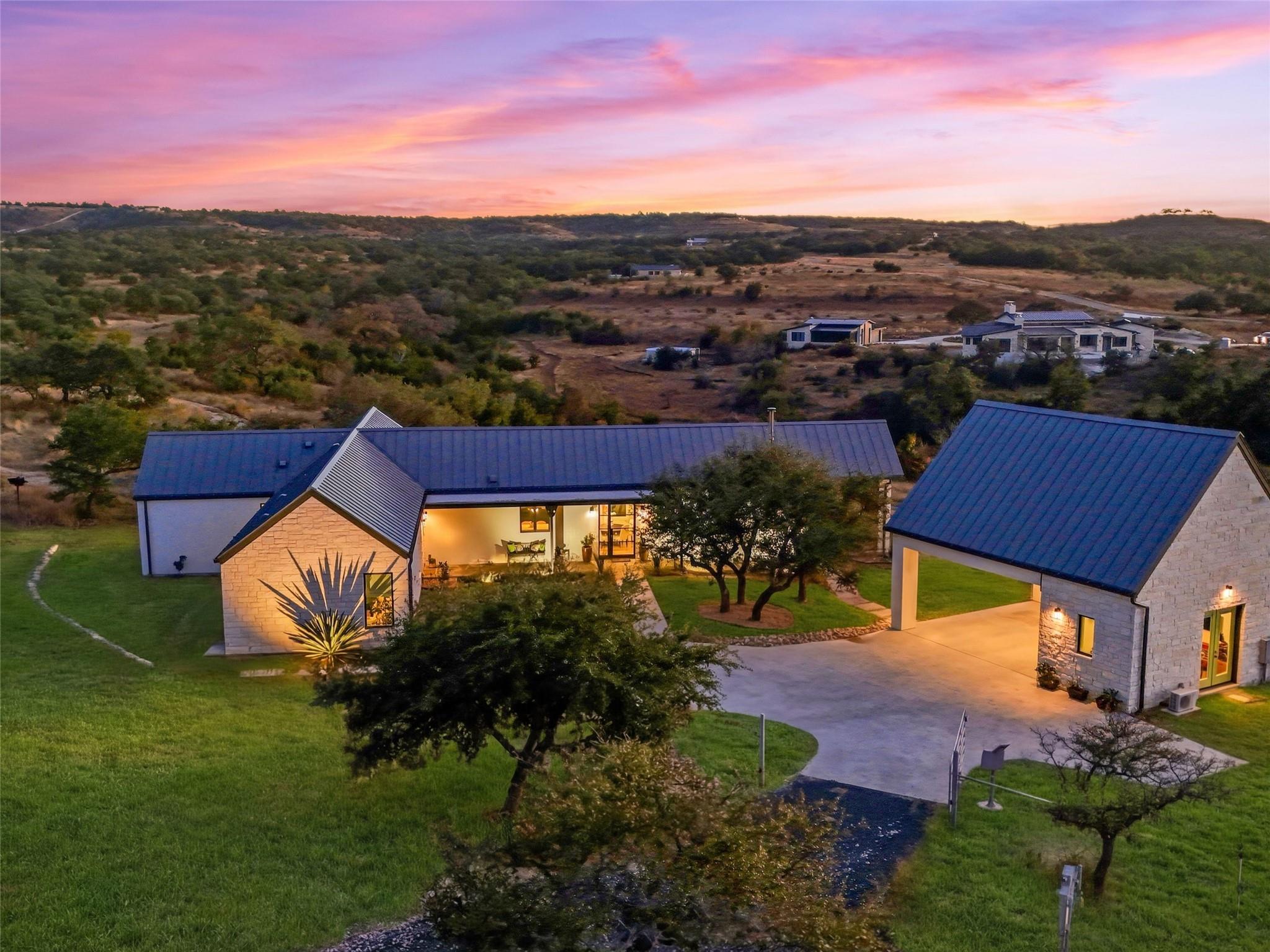 577 Cattle Creek Rd, Johnson City, TX 78636
