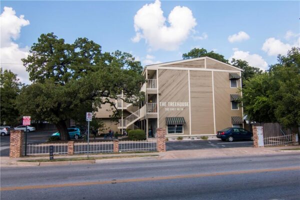202 E 45th St #203, Austin