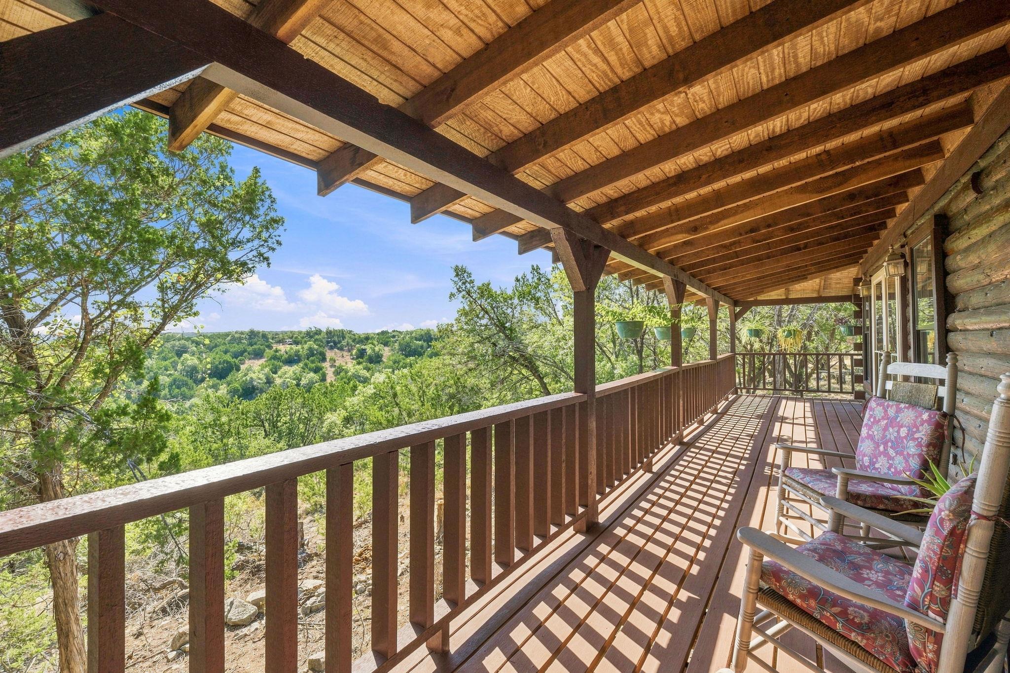 250 Gant Rd, Dripping Springs, TX 78620