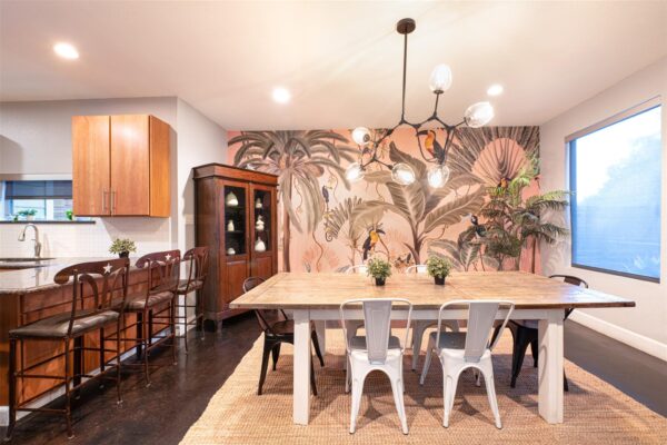 2302 E 9th St, Austin