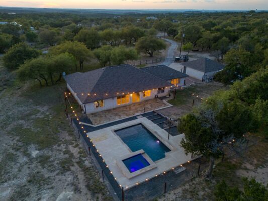 500 Madrone Ranch Trl, Dripping Springs