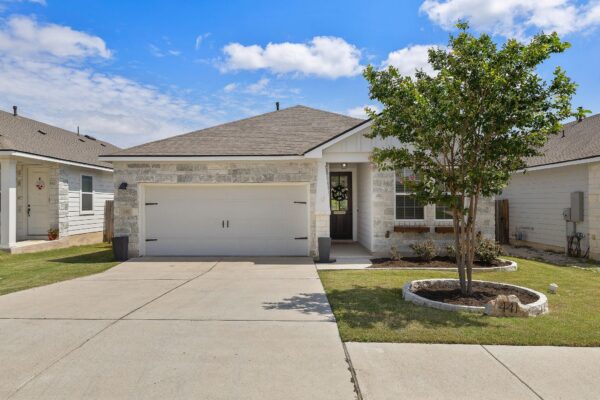 441 Gaida Loop, Georgetown