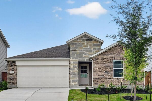 203 Makinaw Rd, Hutto