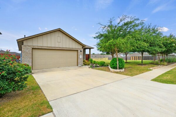 309 Earl Keen St, Leander