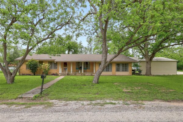 302 Vernon St, Thrall