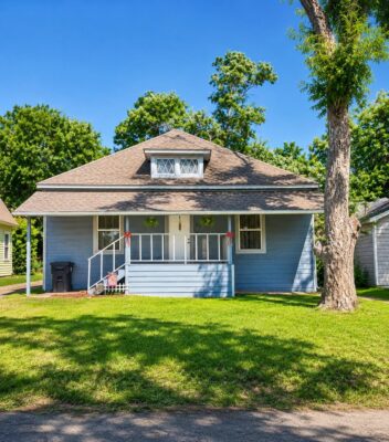 810 N 6th St, Temple