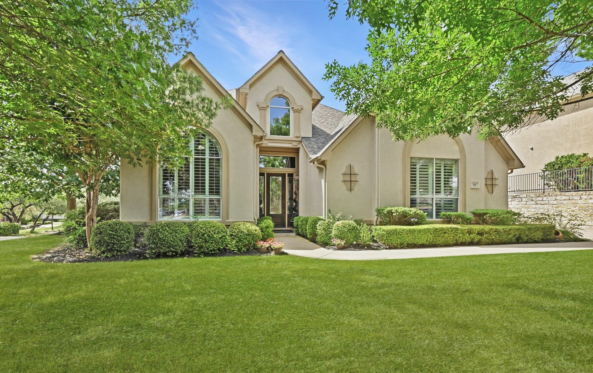 111 WHITLEY Dr, Austin, TX 78738