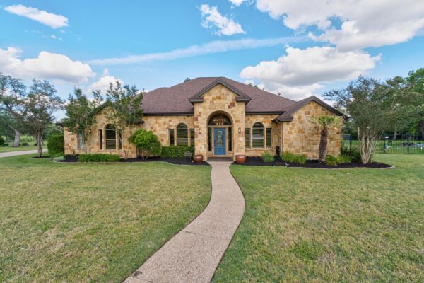 416 Shadywood Ln, Dripping Springs