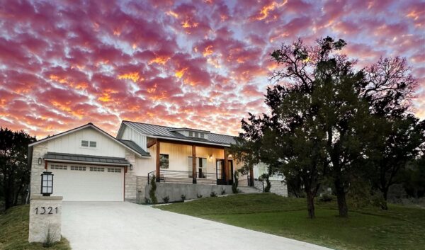 1321 Prospect Cir, Horseshoe Bay