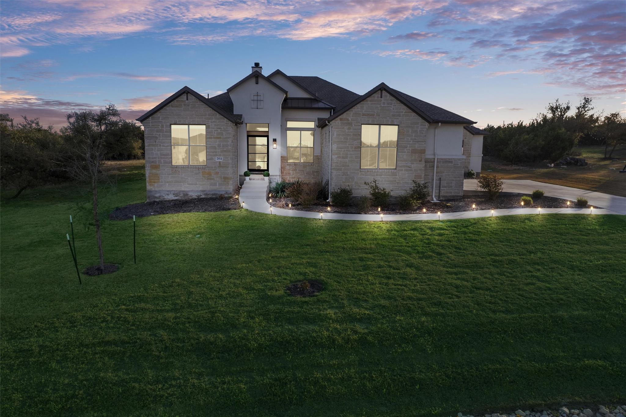 264 Wellborn Rd, Liberty Hill, TX 78642
