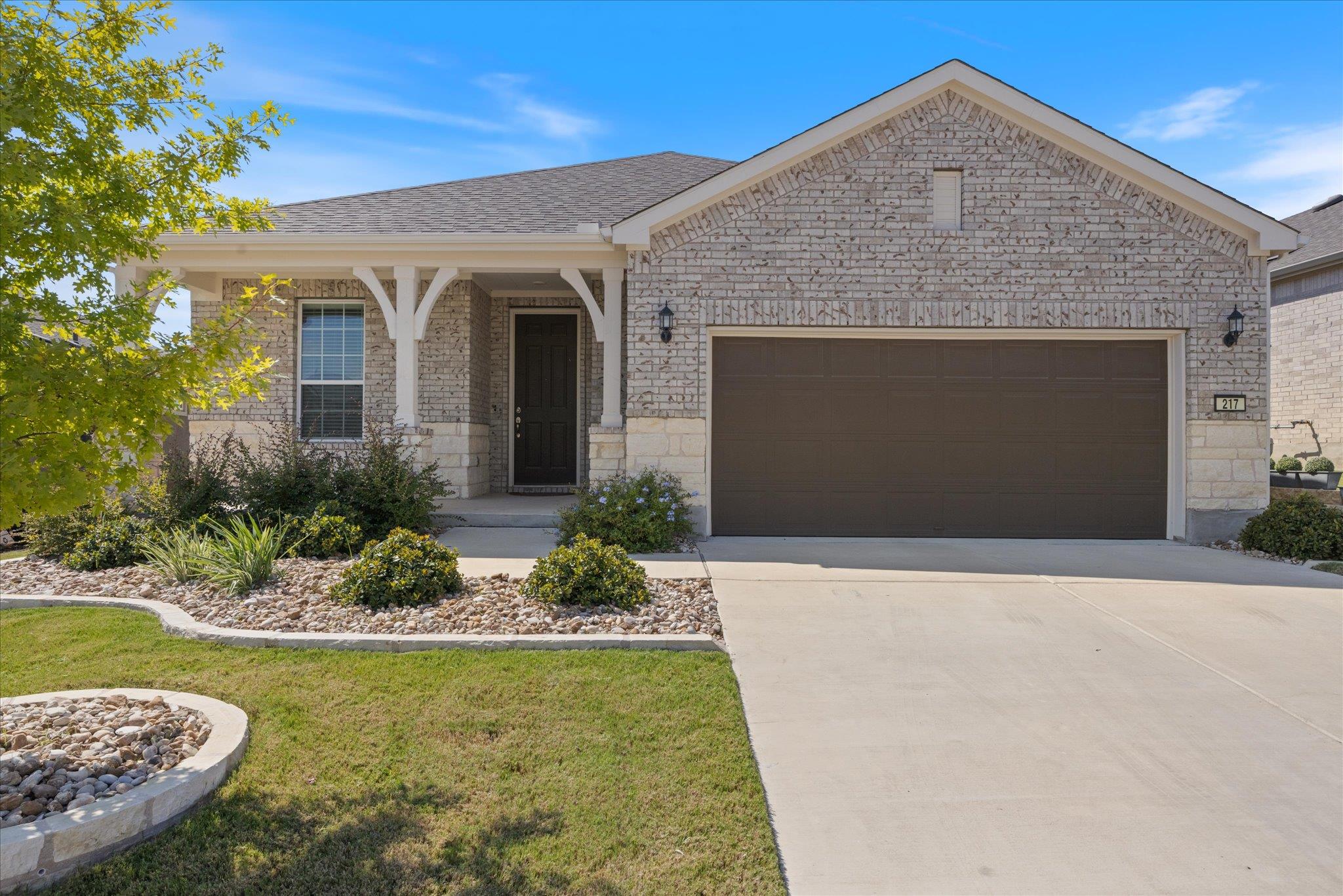 217 Bellows St, Georgetown, TX 78633