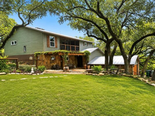 2905 Newton Dr, Lago Vista