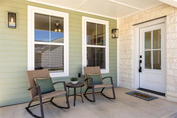802 S Creek St #101, Fredericksburg