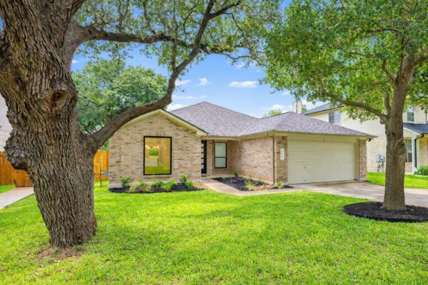 608 Haleys Cv, Leander