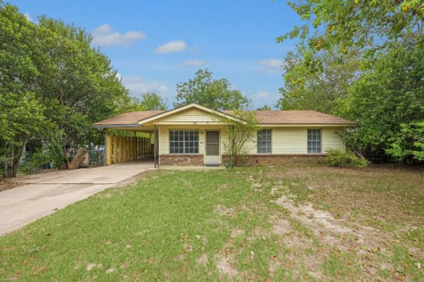 402 Bramble Dr, Austin