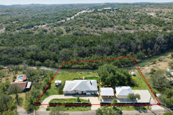 340 Barton Ranch Rd, Dripping Springs
