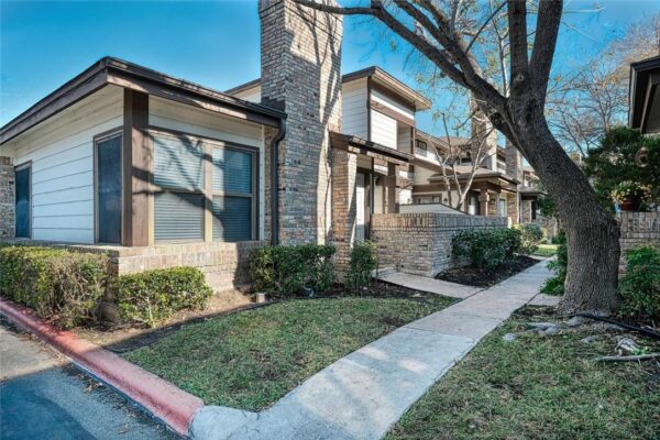 1748 Ohlen Rd #74, Austin