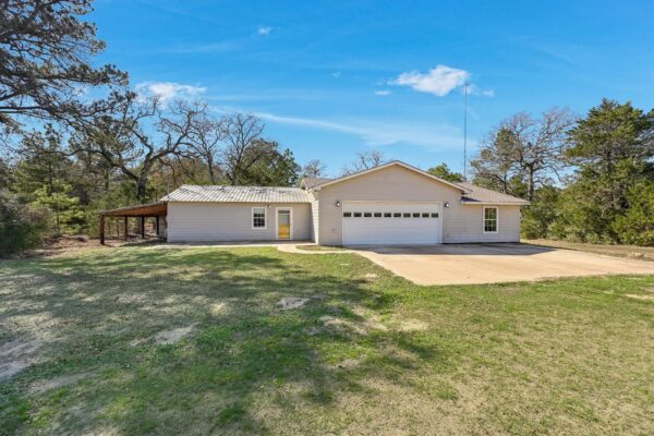 203 Pathfinders Way, Smithville