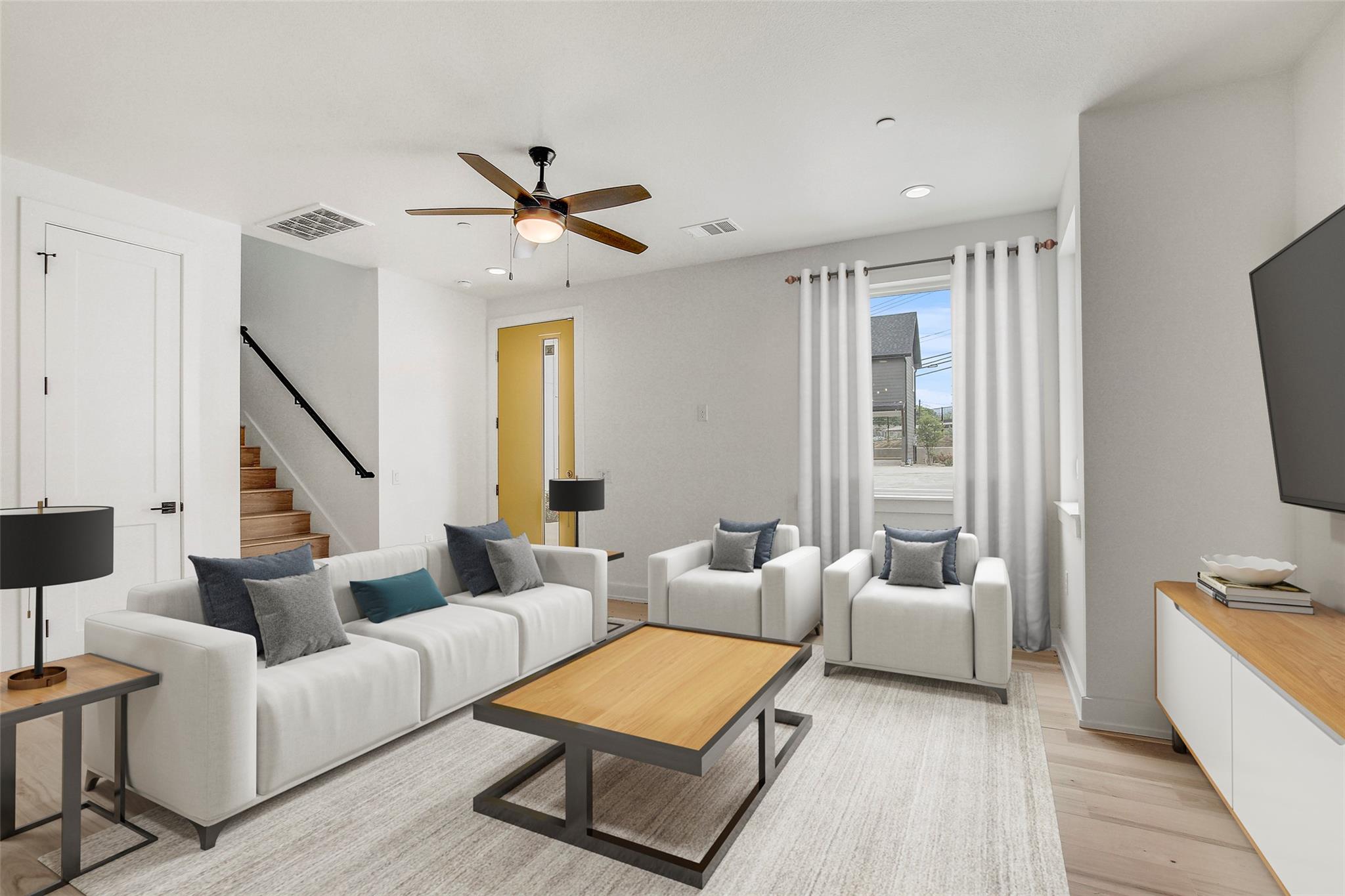 4127 E 12th St #2, Austin, TX 78721