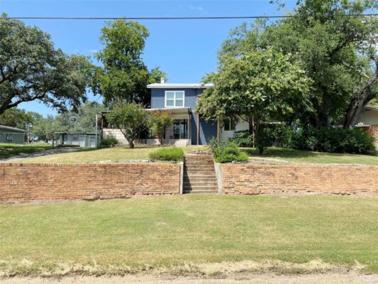 425 Woodland Point Rd, Belton