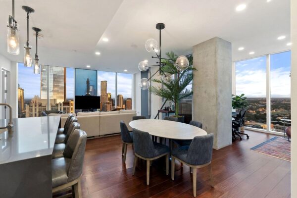 301 West Ave #4505, Austin