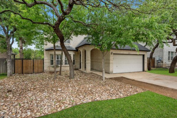 1010 Del Roy Dr, Cedar Park