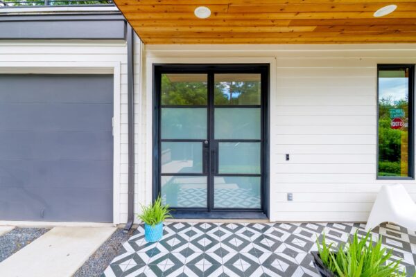 2201 E 16th St, Austin