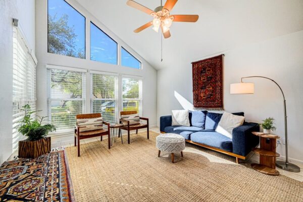 42 Cypress Pt, Wimberley