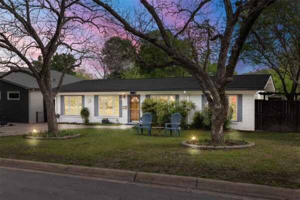 2410 Elmglen Dr, Austin