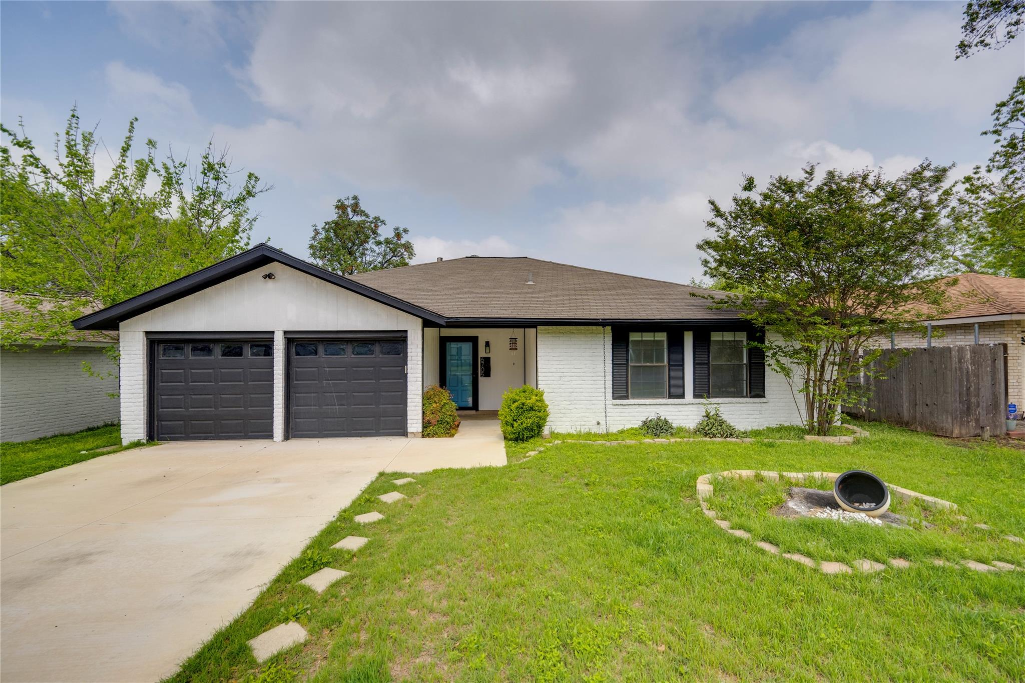 6705 Lancret Hill Dr, Austin, TX 78745