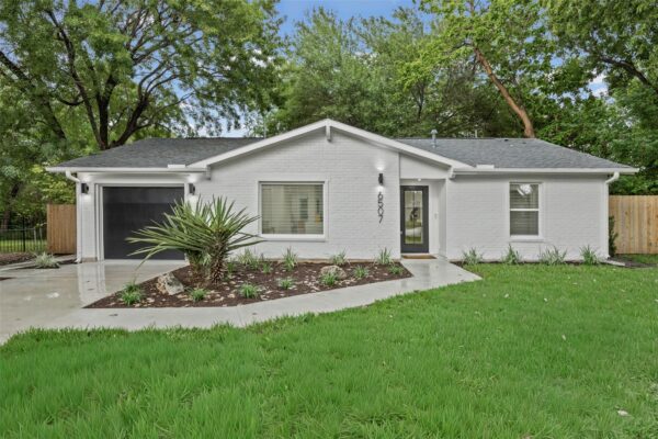 6507 Pevensey Dr, Austin
