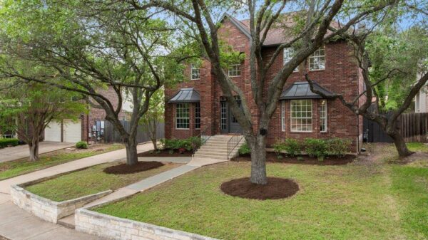 7516 Orrick Dr, Austin