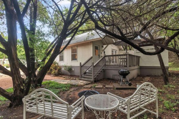 104 Scudder Ln #X, Wimberley