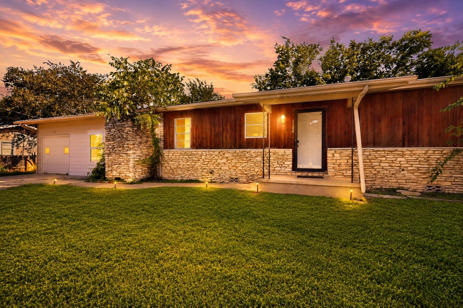 1100 Neans Dr, Austin, TX 78758